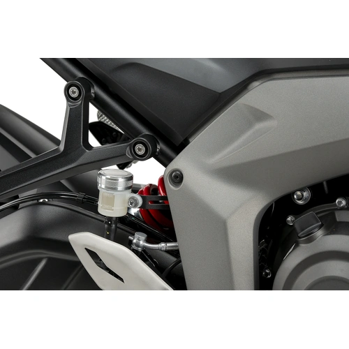 Puig REAR BRAKE FLUID RESERVOIR COVER YAMAHA C/SILVER
