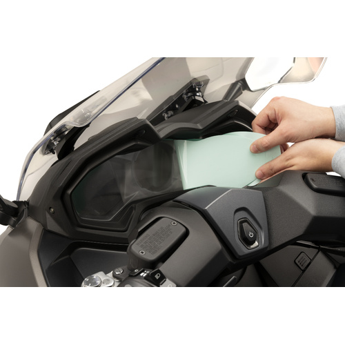 Puig DASHBOARD PROTECTOR KYMCO AK550 PREMIUM 24' C/CLEA