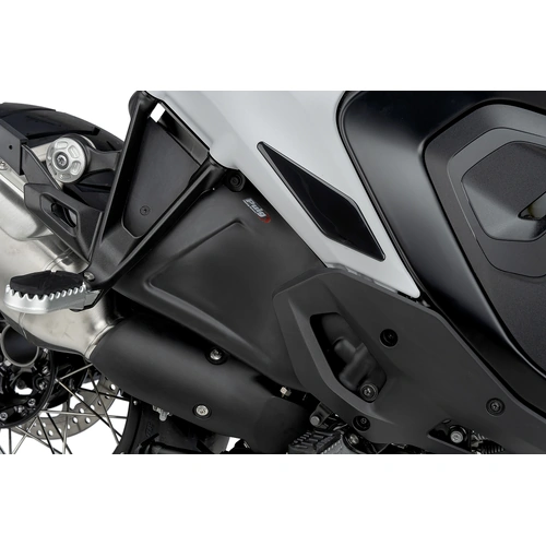 Puig REAR SPOILERS BMW R1300GS C/BLACK MATT